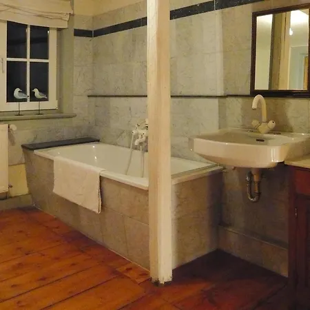 Apartment Ferienwohnung, Friedrichroda, Cleaning Included *